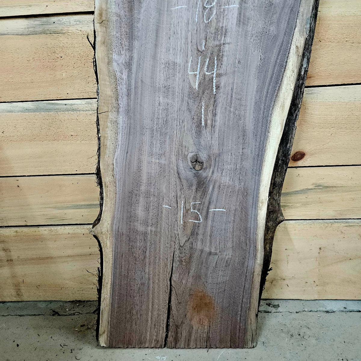 Walnut slab 2072 detail 1