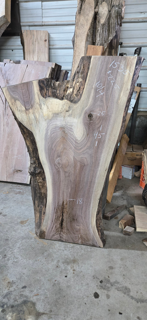 1535 Walnut Slab